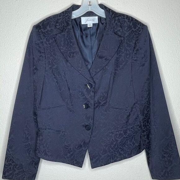 JH Collectibles Blazer - Picture 7 of 8